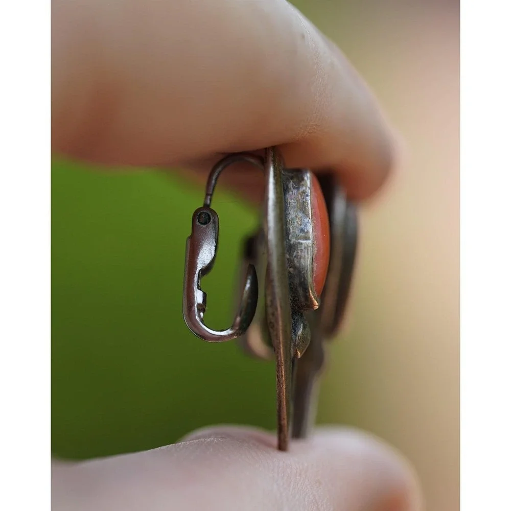 Old Pawn Native‎ Indian Sterling Silver Mediterranean Coral Clip on Earrings - Picture 2 of 4